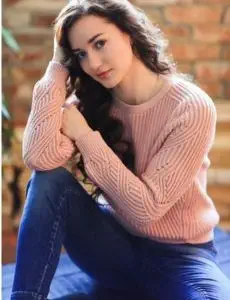 Elite escort service in Manendragarh for home and hotel visits